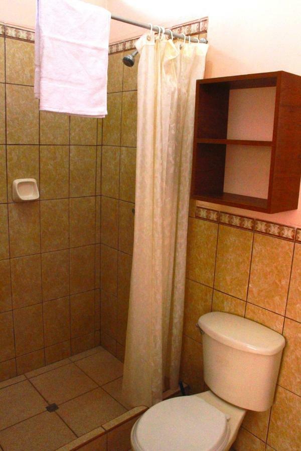 Zygo Bed & Breakfast Тарапото Экстерьер фото