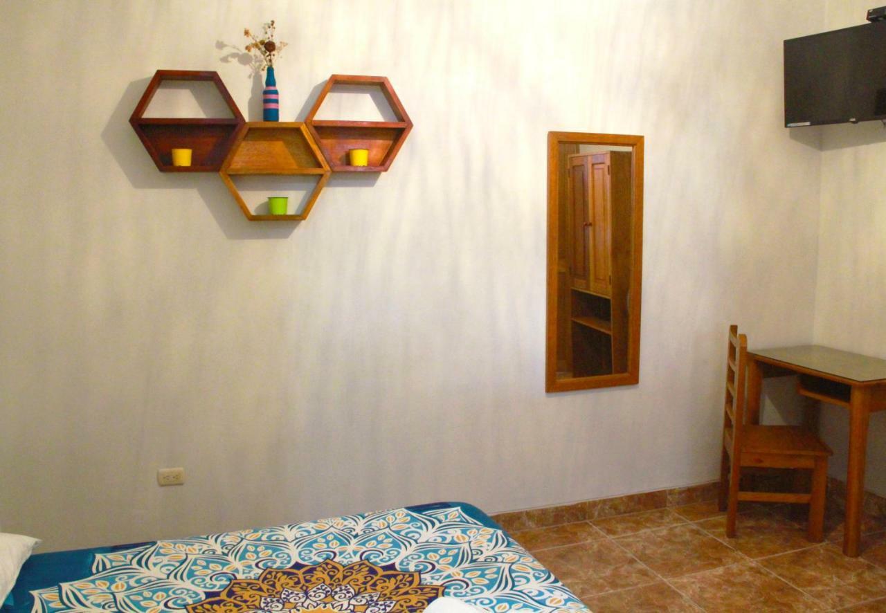 Zygo Bed & Breakfast Тарапото Экстерьер фото